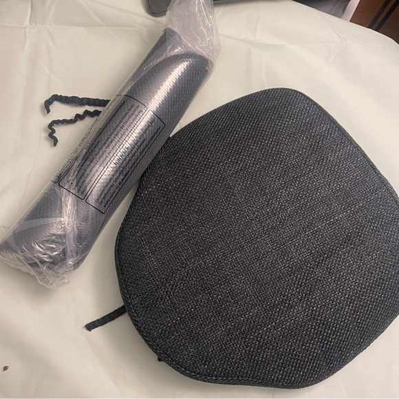 NWT Shinnwa Kitchen Chair Cushions Set Of 2 Windsor Seat Cushions 16.5,x15.5x 2” - Picture 13 of 13